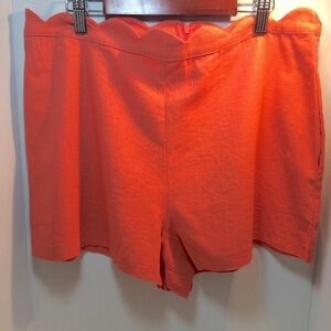 June & Hudson Scalloped Waist Shorts NWOT